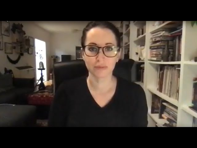 Линор Горалик. Интервью. Литпроцесс сегодня. Наблюдения за модой. Венисана. Мартин. Одевая демонов.